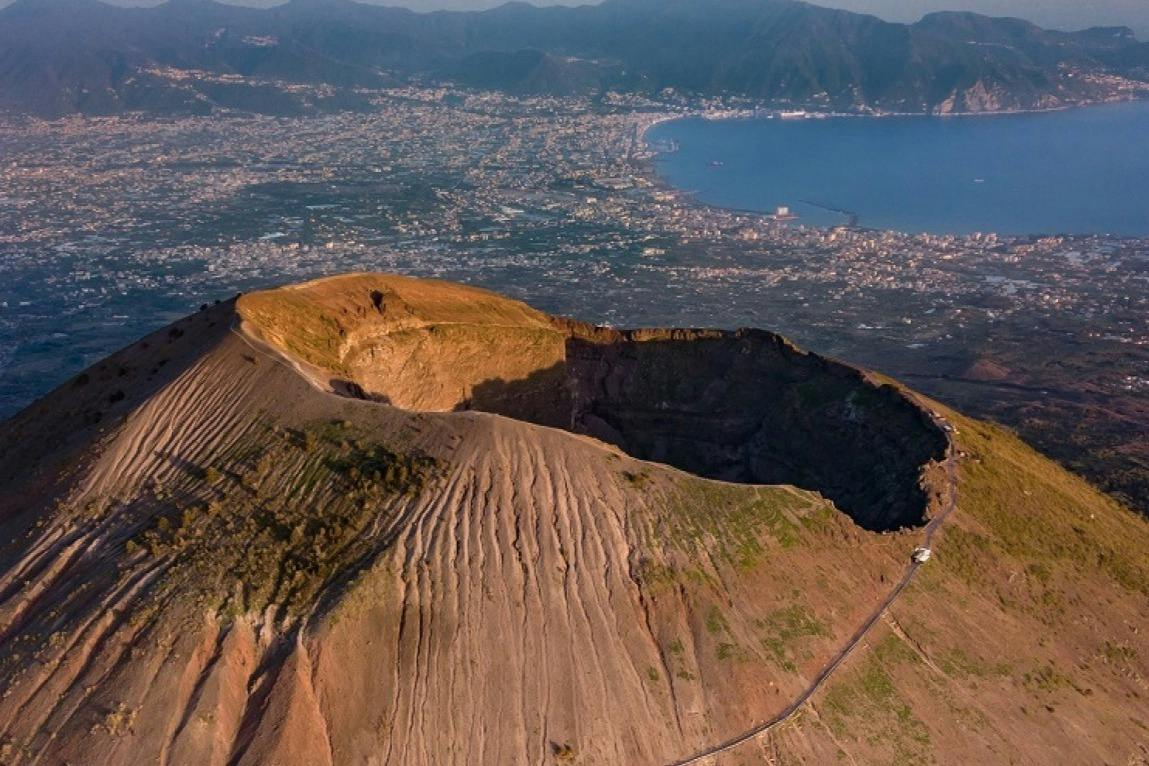Mount Vesuvius: Entry + Roundtrip from Ercolano by Vesuvio Express - Photo 1 of 4