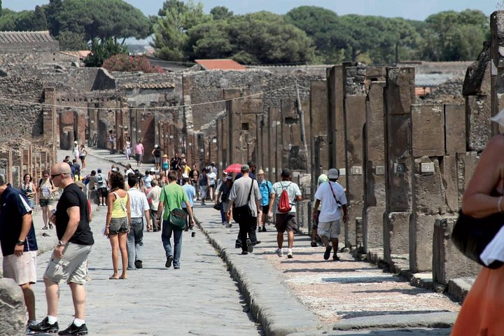 POMPEII 