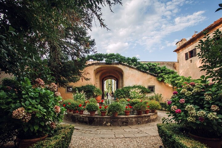 Villa Medicea Di Lilliano Tour with Wine Tasting - Photo 1 of 7