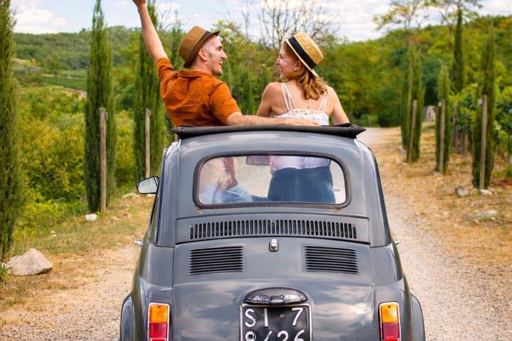Vintage Fiat 500 Tour: Lunch and 2 Wine tastings in the Chianti - Photo 1 of 7