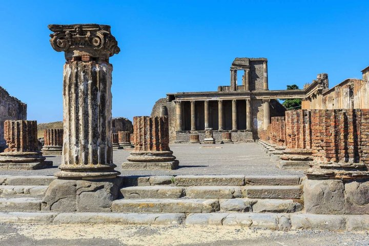 Visit Pompeii from Positano with Pizza Lunch - Photo 1 of 7