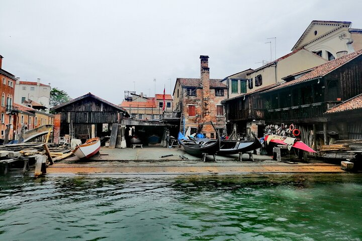 Walk Around Venetian Shipyards and Traditional Lagoon Boats - Photo 1 of 7