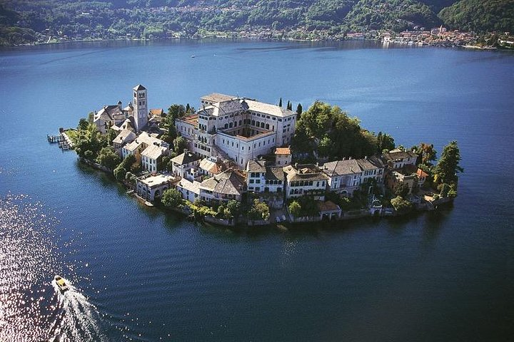 Lake Orta - isle of San Giulio