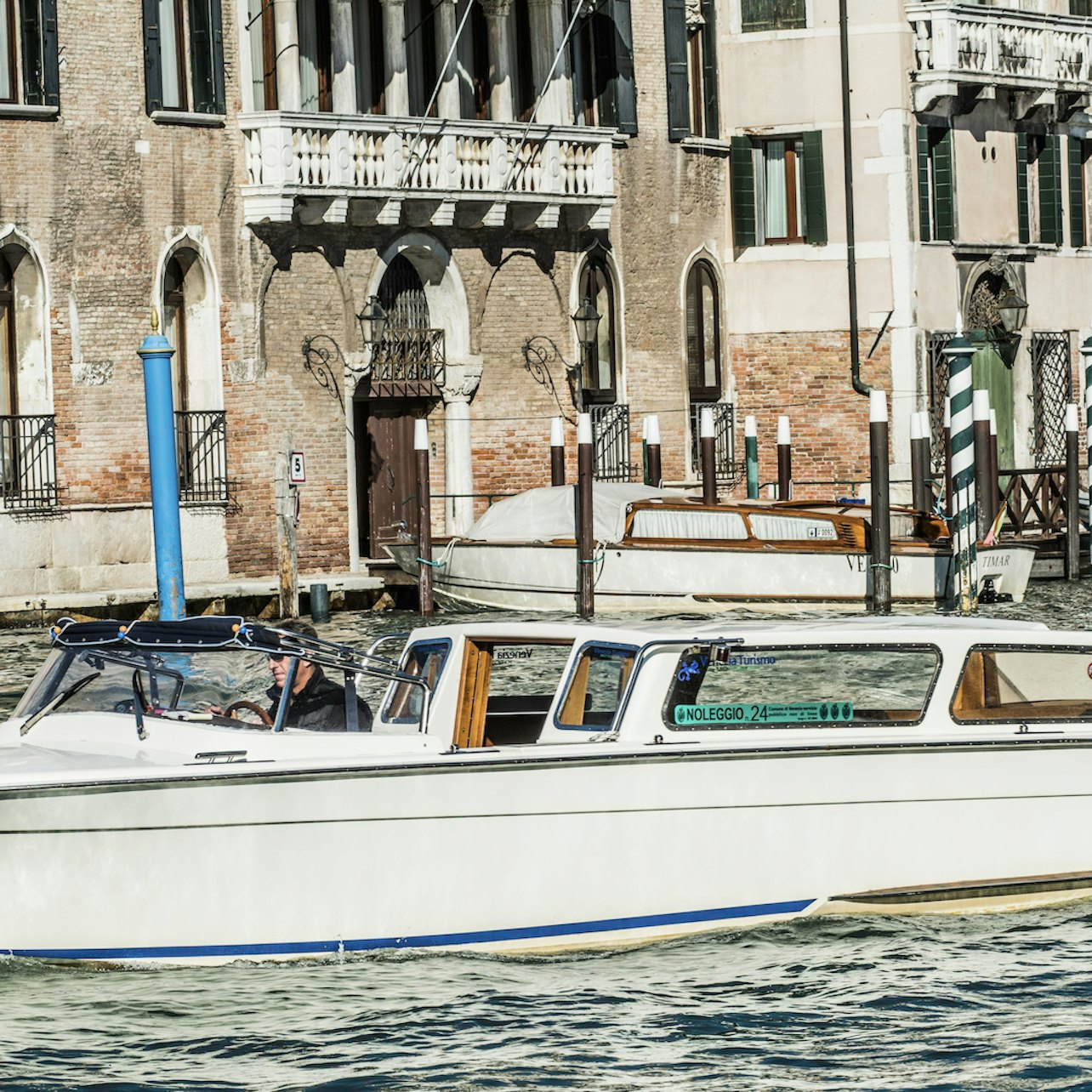 Marco Polo Airport: Water Taxi To Venice City Center in Venice | Pelago