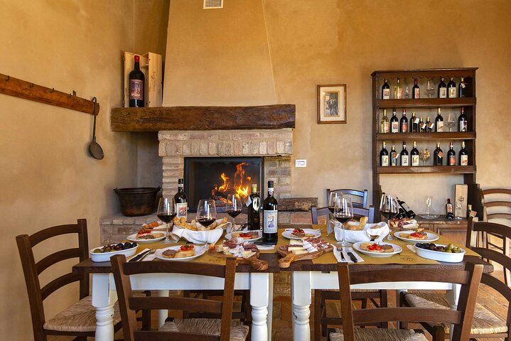 Wine Tour of two Chianti wine estates on the hills of Florence - Photo 1 of 23