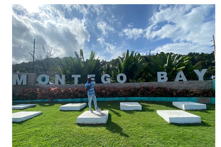 Airport Round-Trip Transfers To Negril From Sangster’s International Airport  - Photo 1 of 16