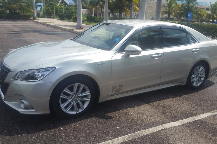 Beaches Negril Private Transfers (Available 24 Hours Daily)