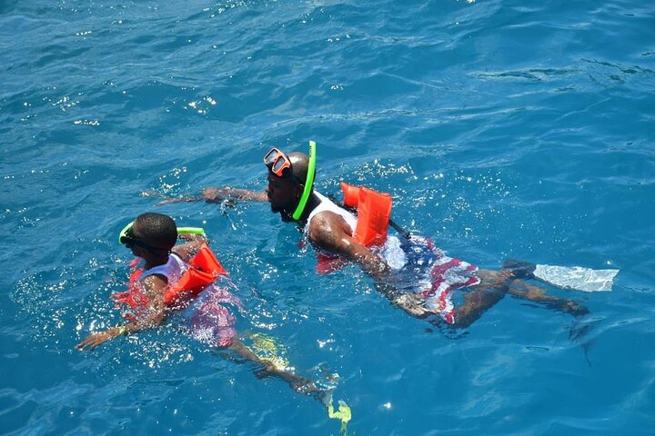 Boatride & Snorkeling then Margaritaville Hipstrip Activity  - Photo 1 of 6