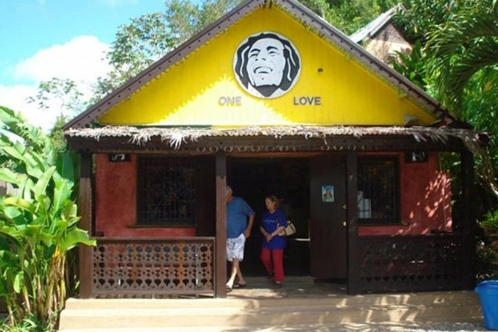 Bob Marley's Birth Place( NINE MILE )Tour - Photo 1 of 20