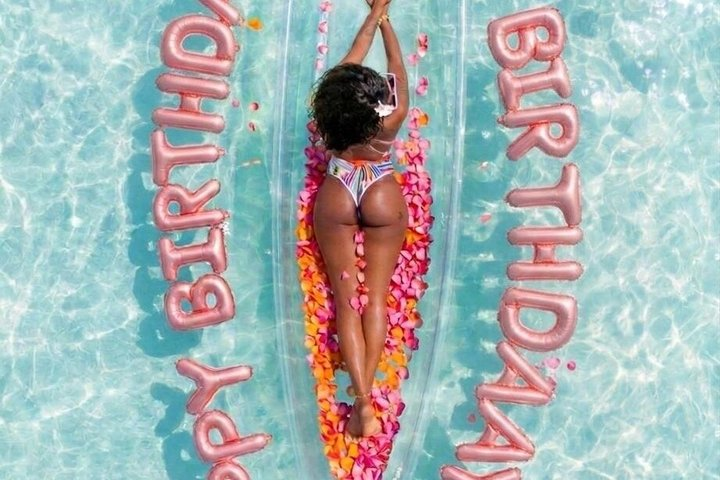 Clear Kayak Private Photoshoot In Montego Bay - Photo 1 of 25