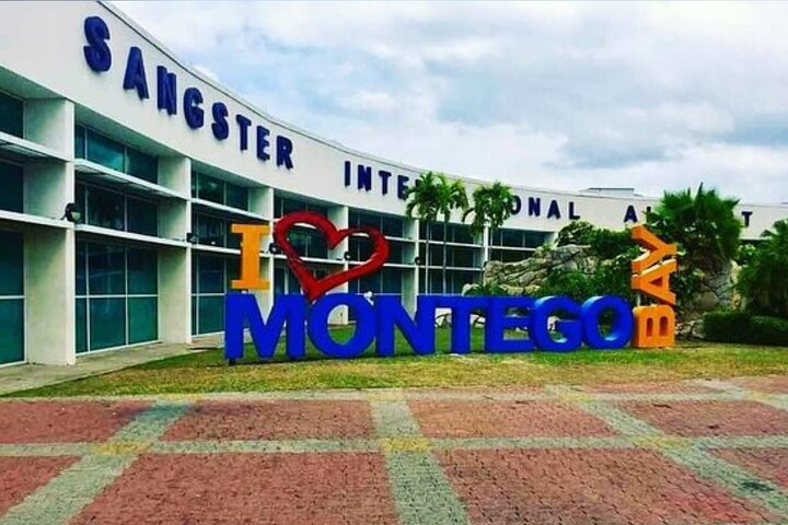 Couples Sans Souci Private Airport Transfer  - Photo 1 of 3