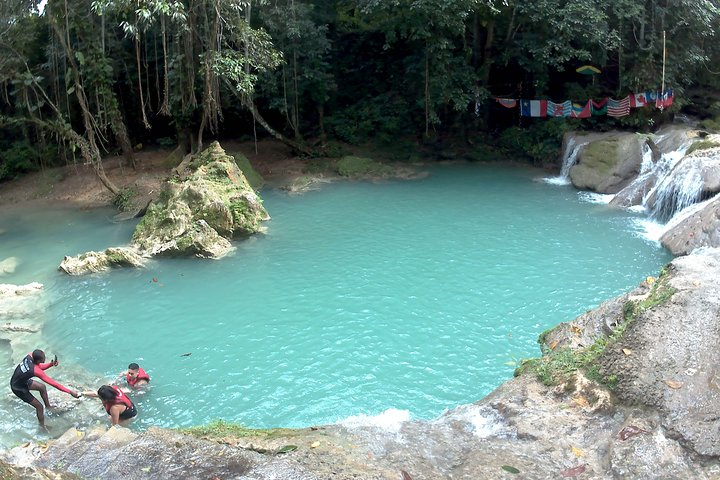Private Blue Hole Adventure with Hotel or Cruise Pickup - Photo 1 of 15