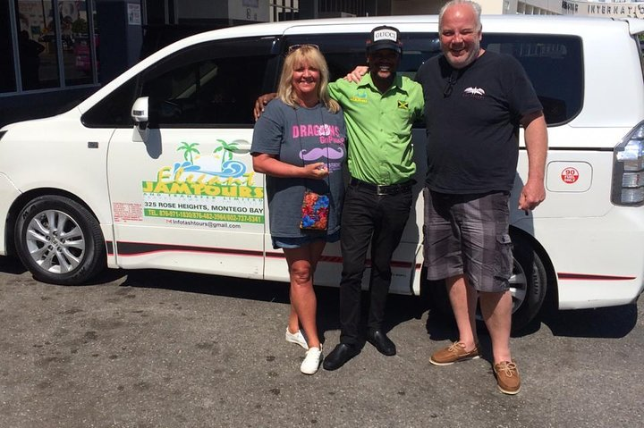 MBJ Transfer - Tryall and Round Hill Hotels - Photo 1 of 6