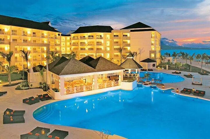 Montego Bay Airport To Secrets St James Hotel LUXURY BMW SERVICE - Photo 1 of 12