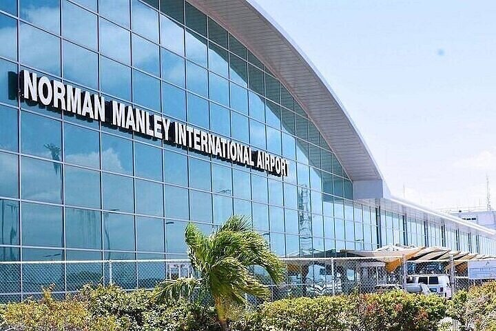 Norman Manley Airport Taxi To Kingston Hotel - Photo 1 of 6