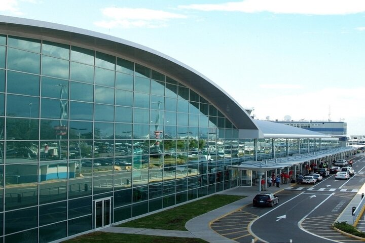 Norman Manley International Airport Kingston to Ocho Rios Hotels - Photo 1 of 9