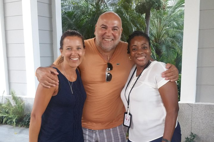 Airport pickup at Secrets Resort