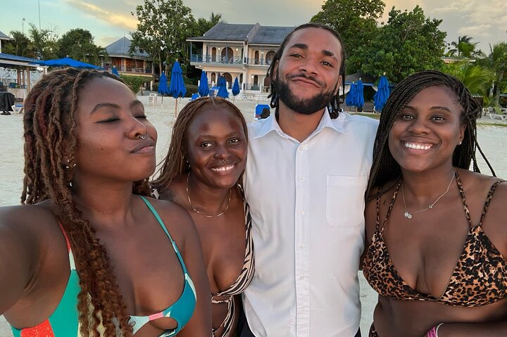 Private Negril Tree House Beach Tour from Montego Bay - Photo 1 of 6