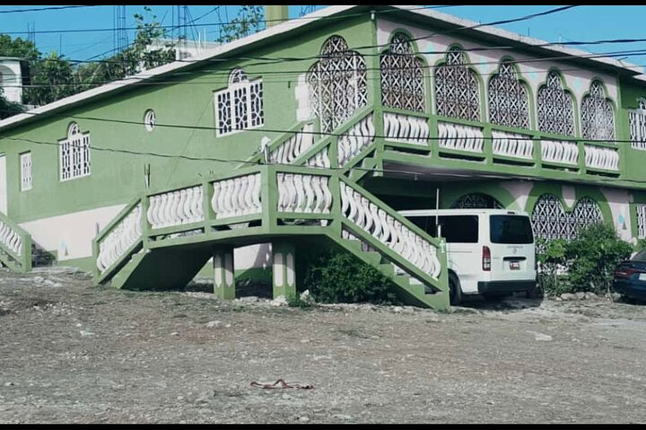 Stay with one of our host families 