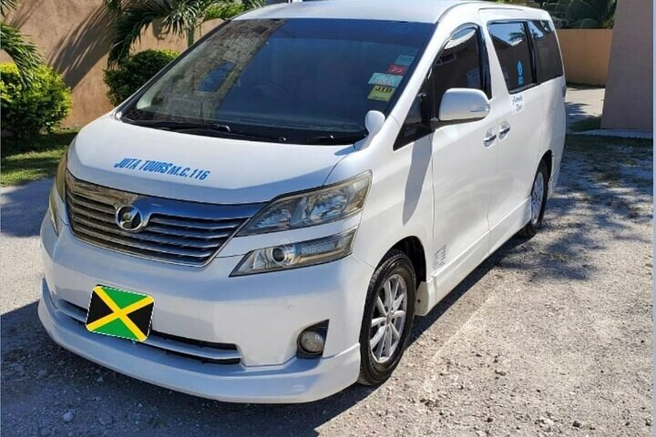 Round-Trip or Direct Private Airport Transfer to Lucea Resorts - Photo 1 of 6