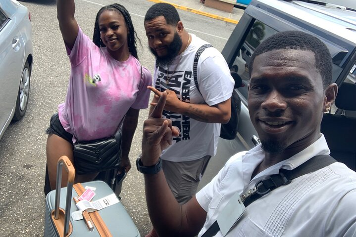 Private Transfer From or To Airport to OceanCoralSpring - Photo 1 of 5