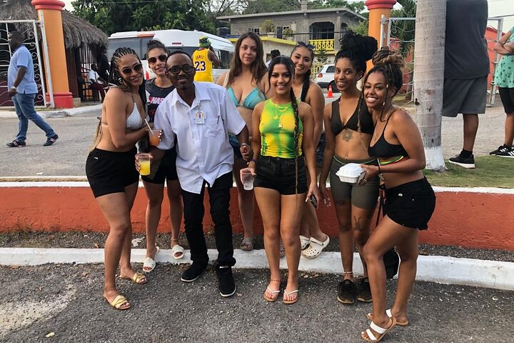 Sightseeing Tour with a Local Native Guide  - Photo 1 of 8