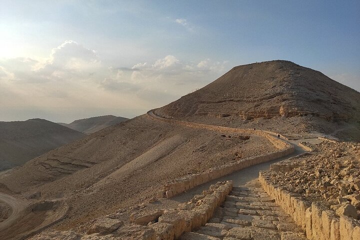 Amman: Dead Sea with Lunch or Sunset Experience with Dinner - Photo 1 of 25