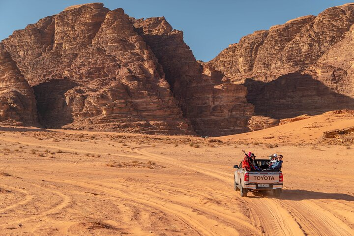 From Petra to Wadi Rum, then back to Amman or the in