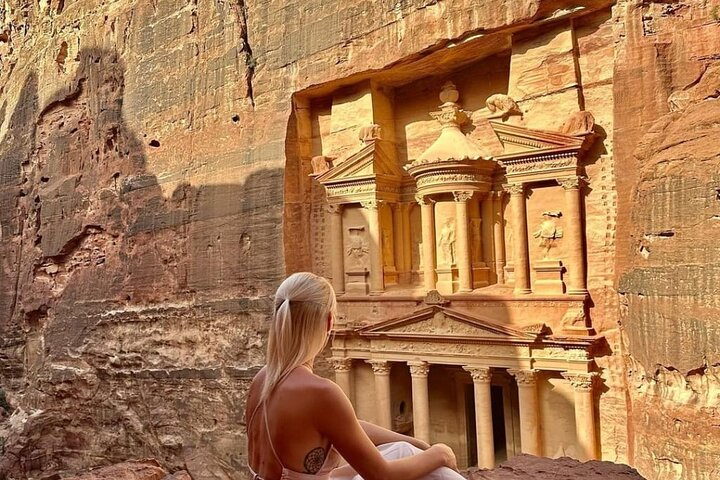 Petra and Wadi Rum Private Guided Tour - Photo 1 of 12