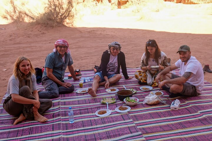 Half day Jeep Tour with Camel Ride and overnight in Camp (All Meals incl.) - Photo 1 of 24