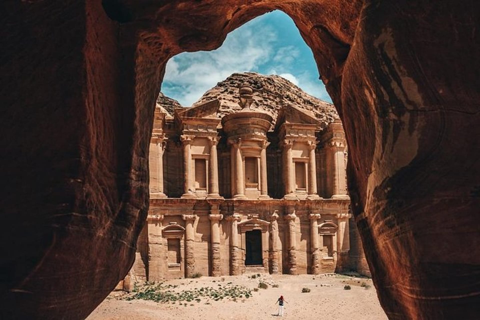 Italian Seat-in-Couch departure (Weekly confirmed departures each