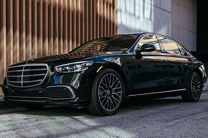 First-Class Experience: Premium Door-to-Door Transfer to Aqaba - Photo 1 of 6