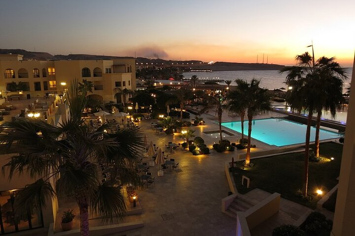 Comfort VIP Private Transfer: Petra to Aqaba South Beach Hotels - Photo 1 of 10