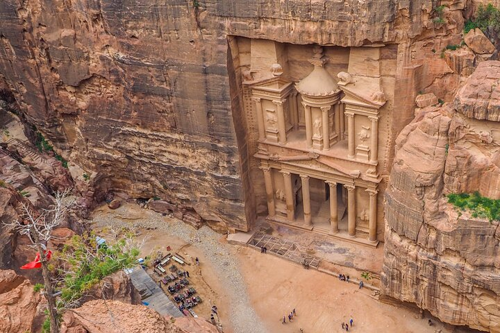 Private Jordan Transportation  - Photo 1 of 25