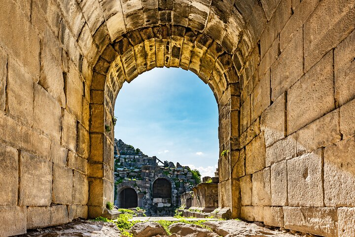 Private Tour of Jerash and Umm Qais Day Trip from Dead Sea - Photo 1 of 6