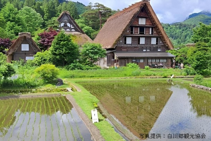 Shirakawago & Takayama Full Day Tour from Kanazawa - Photo 1 of 21