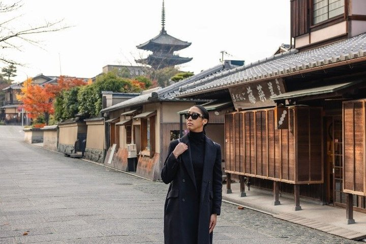 1 Hour Private Photoshoot in Kyoto - Photo 1 of 23