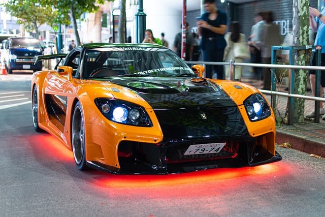 Mazda RX-7 TT01 2WDドリフト車 Mazda RX-7 TT01 2WDドリフト車