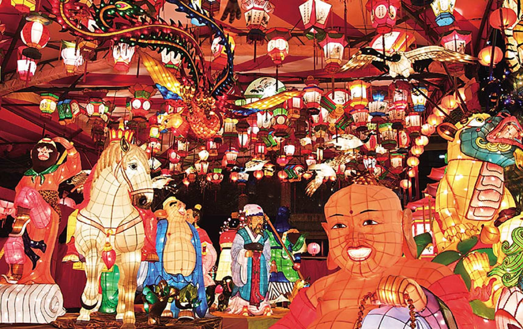 2026 Nagasaki Lantern Festival Day Trip Bus Tour from Fukuoka - Photo 1 of 4