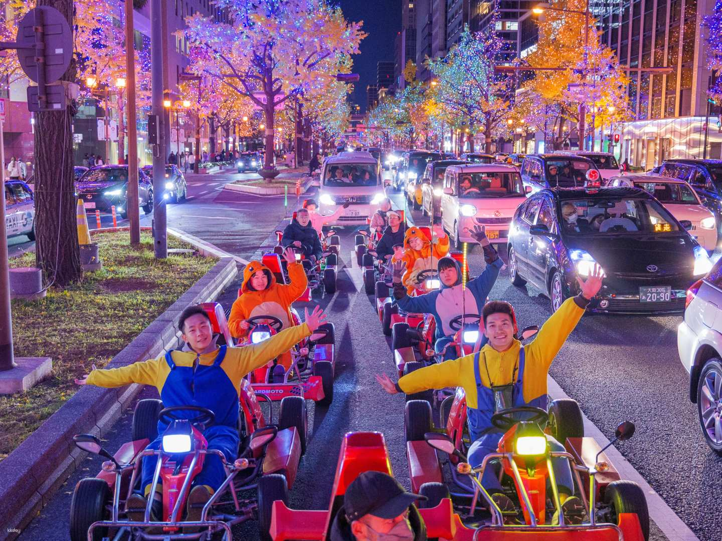 Drive through the lively streets of Shibuya in a go-kart dressed as your favorite characters and enjoy the bright city lights as you explore iconic Tokyo sights.
