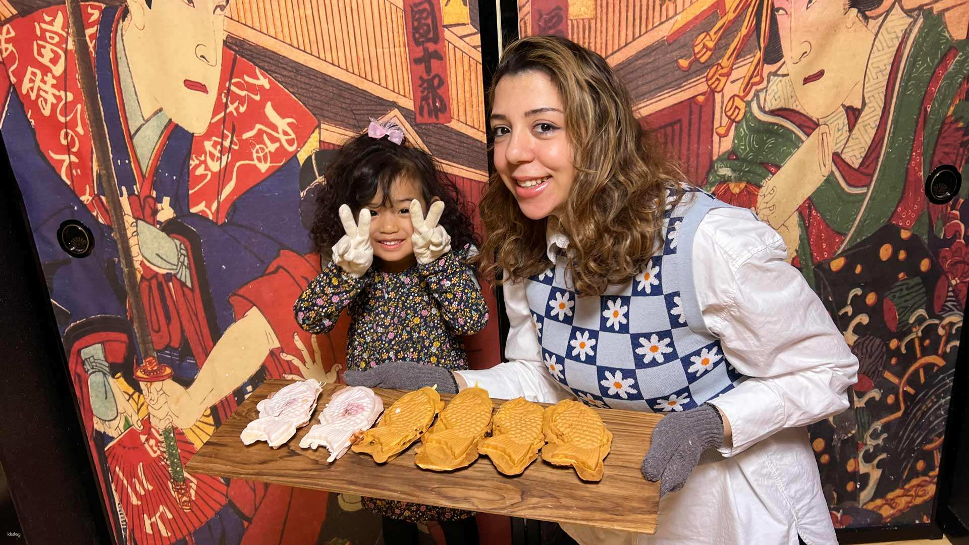 Discover the joy of crafting delicious taiyaki with customizable fillings. Capture delightful moments as you create and savor these traditional Japanese pastries in a fun hands-on experience.
