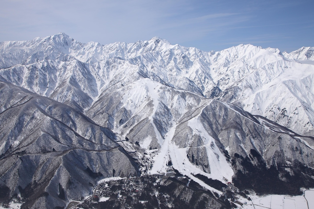 [Better Value Than On-Site Purchase] Able Hakuba Goryu & Hakuba47 Lift Ticket (1-Day, 2-Day, 3-Day) + Rental - Photo 1 of 6