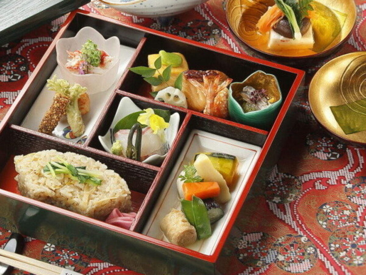 Chef's OMAKASE Cuisine【Sapporo NADAMAN Saryo】 - Photo 1 of 9