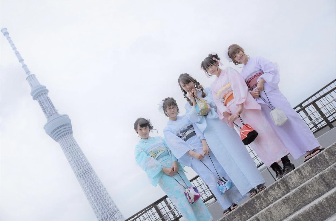 Combo Tickets - Sky Hop Bus & Kimono 1-Day Rental - Photo 1 of 7