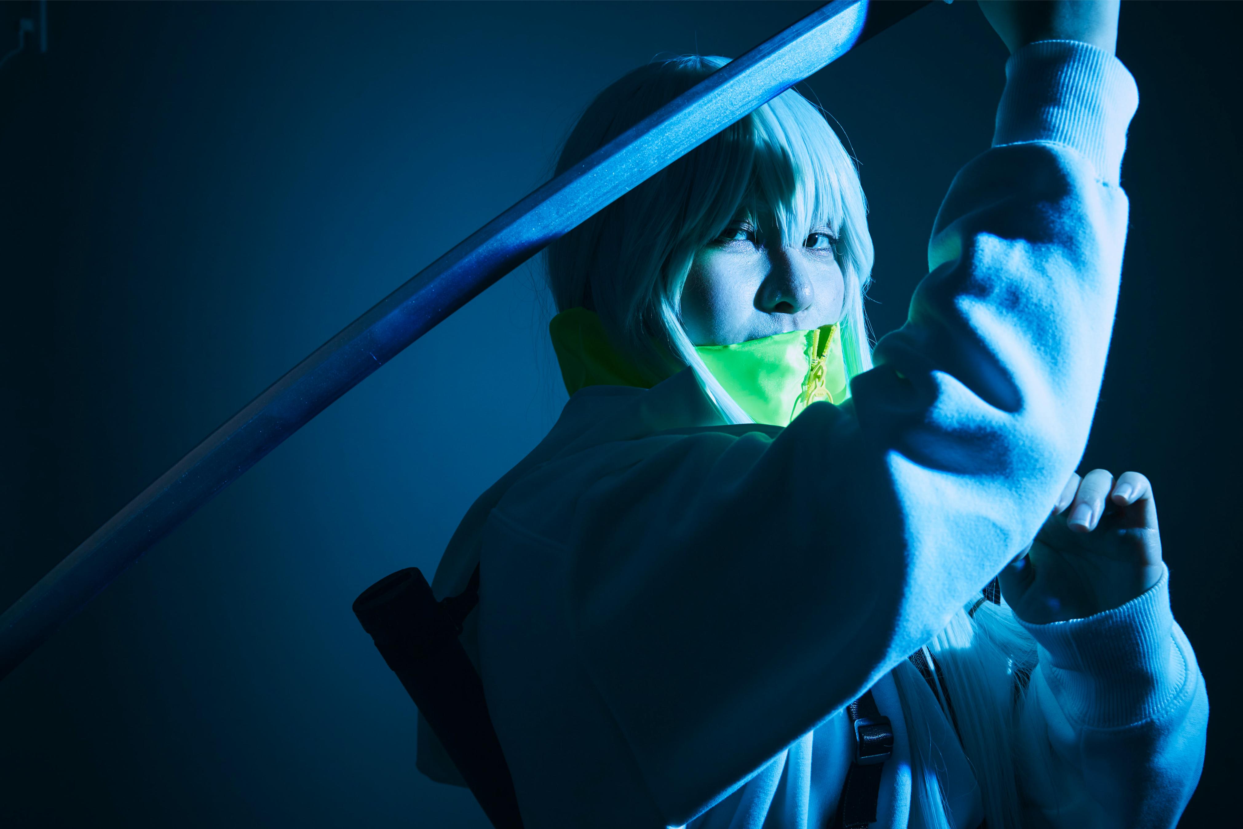 Step into a futuristic realm with original costumes and professional make-up capturing stunning moments in the heart of Akihabara. Create unforgettable memories in a unique cyberpunk setting.