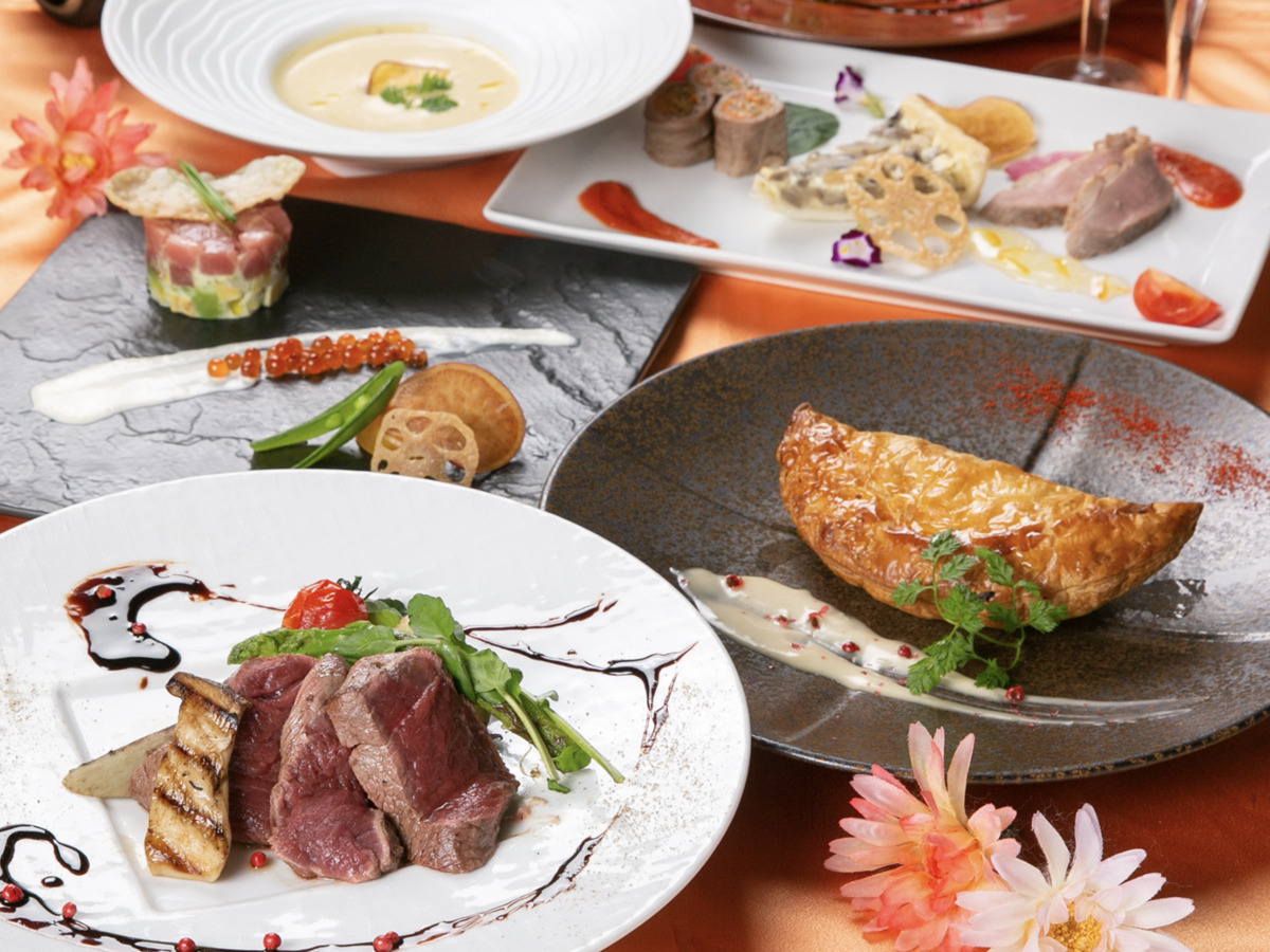 Indulge in exquisite dishes showcasing premium beef where culinary artistry meets a delightful dining experience in Osaka perfect for savoring moments with friends and family.