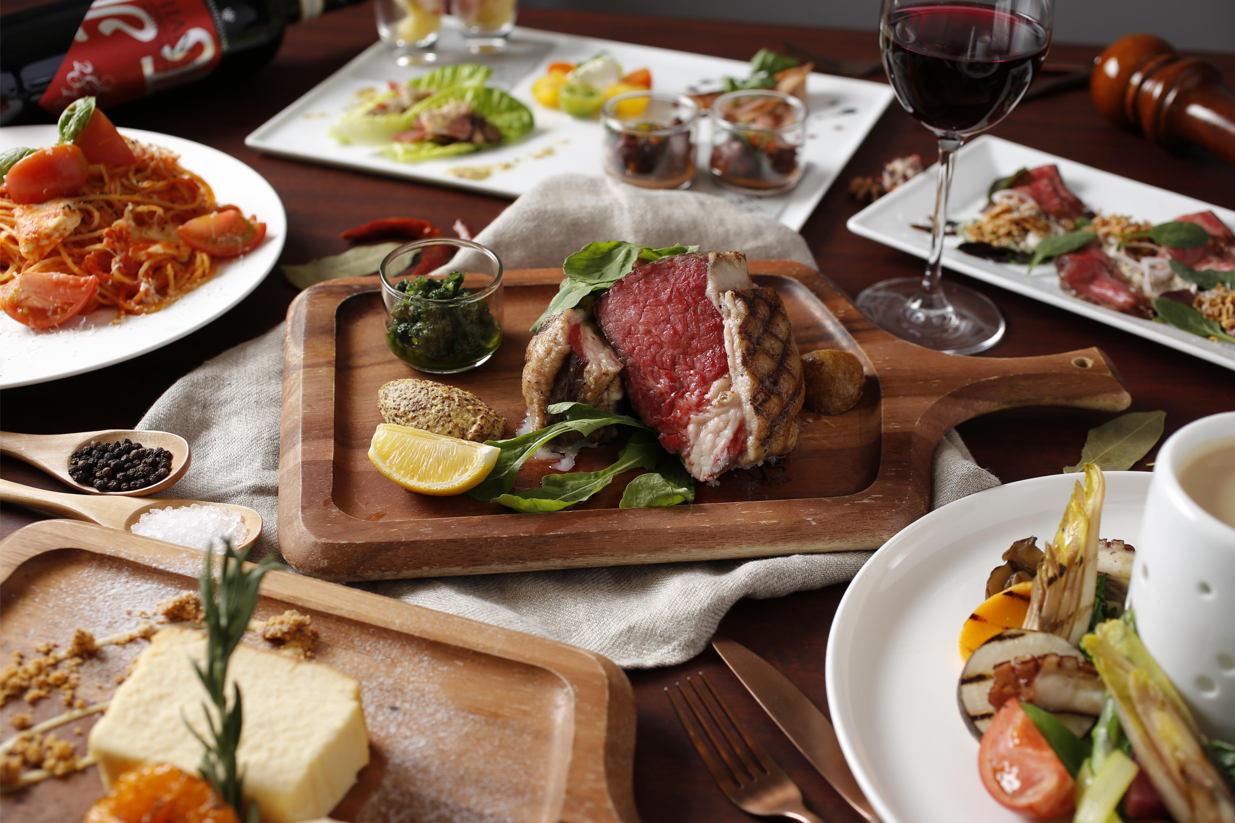 Savor a delightful evening immersed in modern Italian cuisine paired with local sake and craft beer all while enjoying stunning views of Osaka Castle from the terrace.