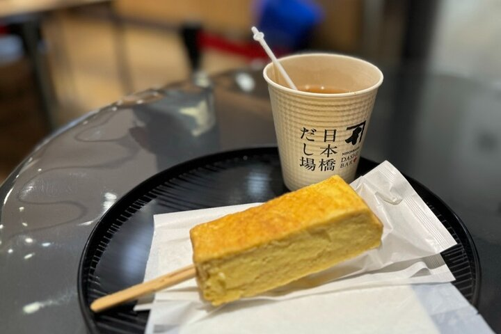 Experience the art of Dashi with a delicious Dashimaki omelet and a comforting cup of Dashi. Discover the flavors that define Japanese cuisine in the heart of Tokyo!