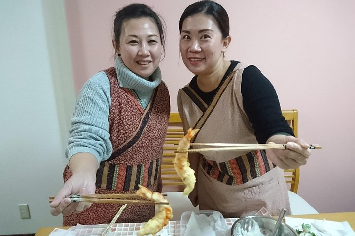 Experience the joy of tempura as you master traditional techniques create delicious dishes and engage in the art of culinary presentation with fellow enthusiasts in Osaka.