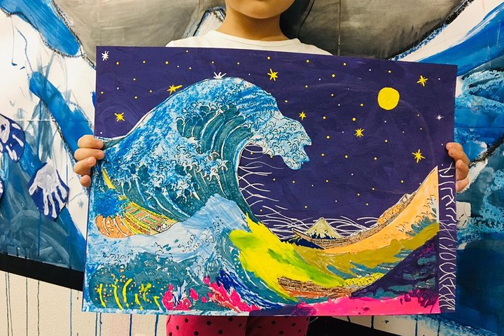 Immerse yourself in the beauty of Ukiyoe as you create your own Japanese art piece. Experience hands-on craftsmanship while surrounded by Osaka's unique charm and rich culture.